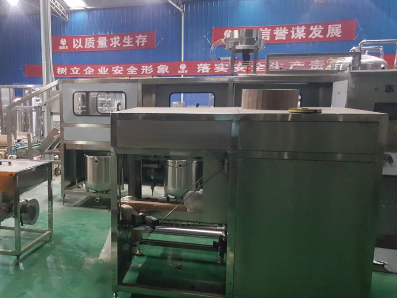 凈水設(shè)備濾芯為什么不保修？多久更換一次？